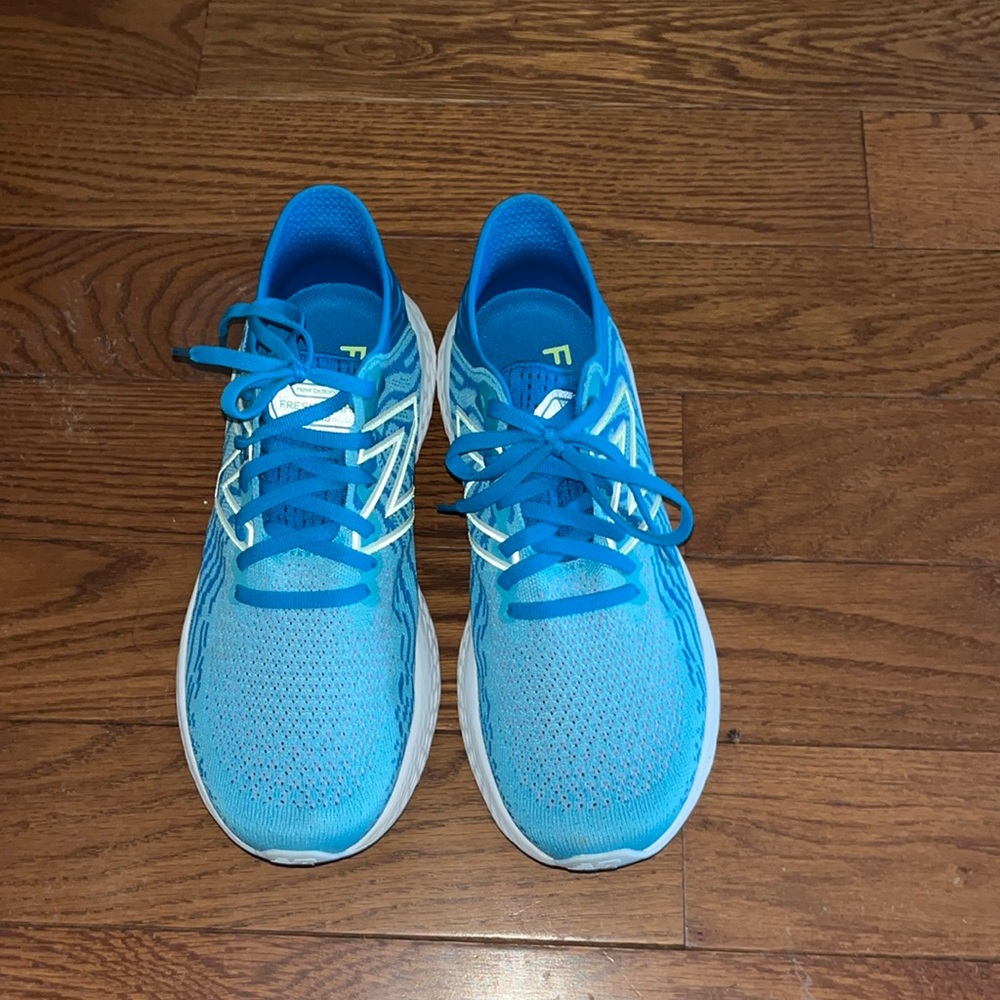 New balance fresh foam 1080s. Size 8.5